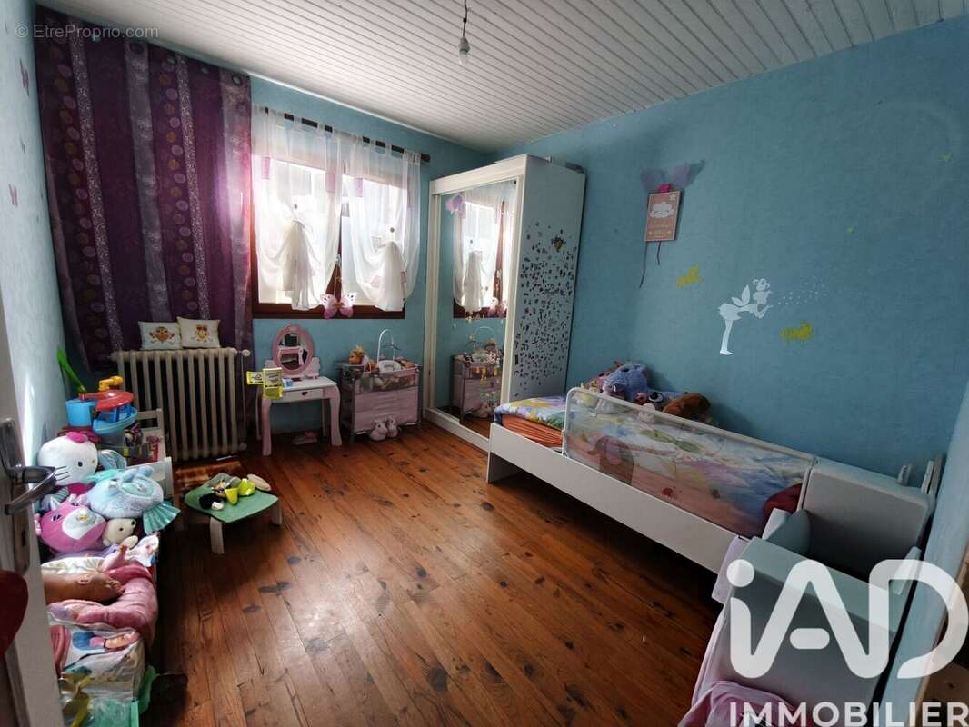 Photo 9 - Maison à COURS-DE-PILE