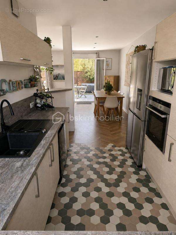 Maison 102 m² à Claye-Souilly  - photo 2
