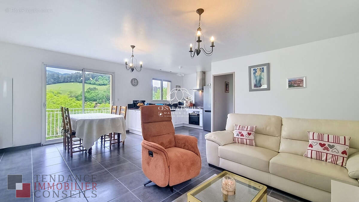 Maison 82 m² à Lamure-Sur-Azergues  - photo 4