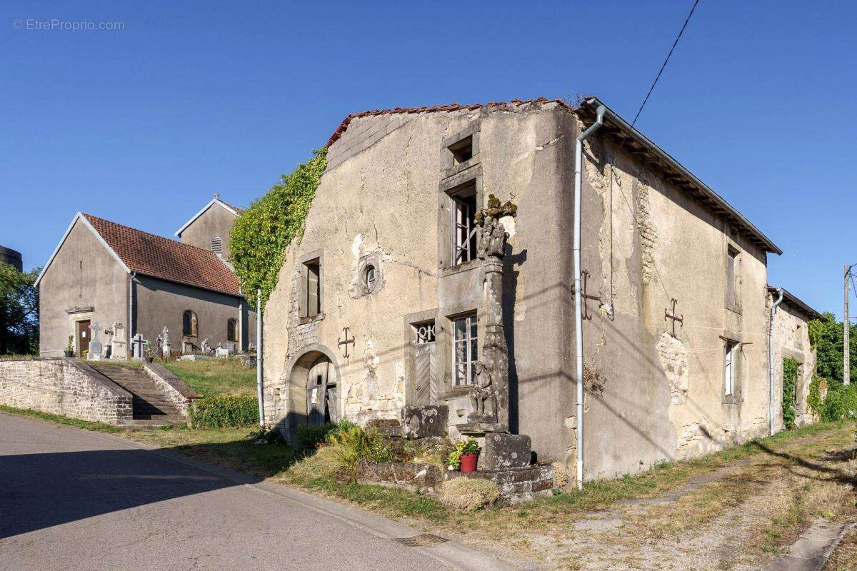 Maison à AMEUVELLE