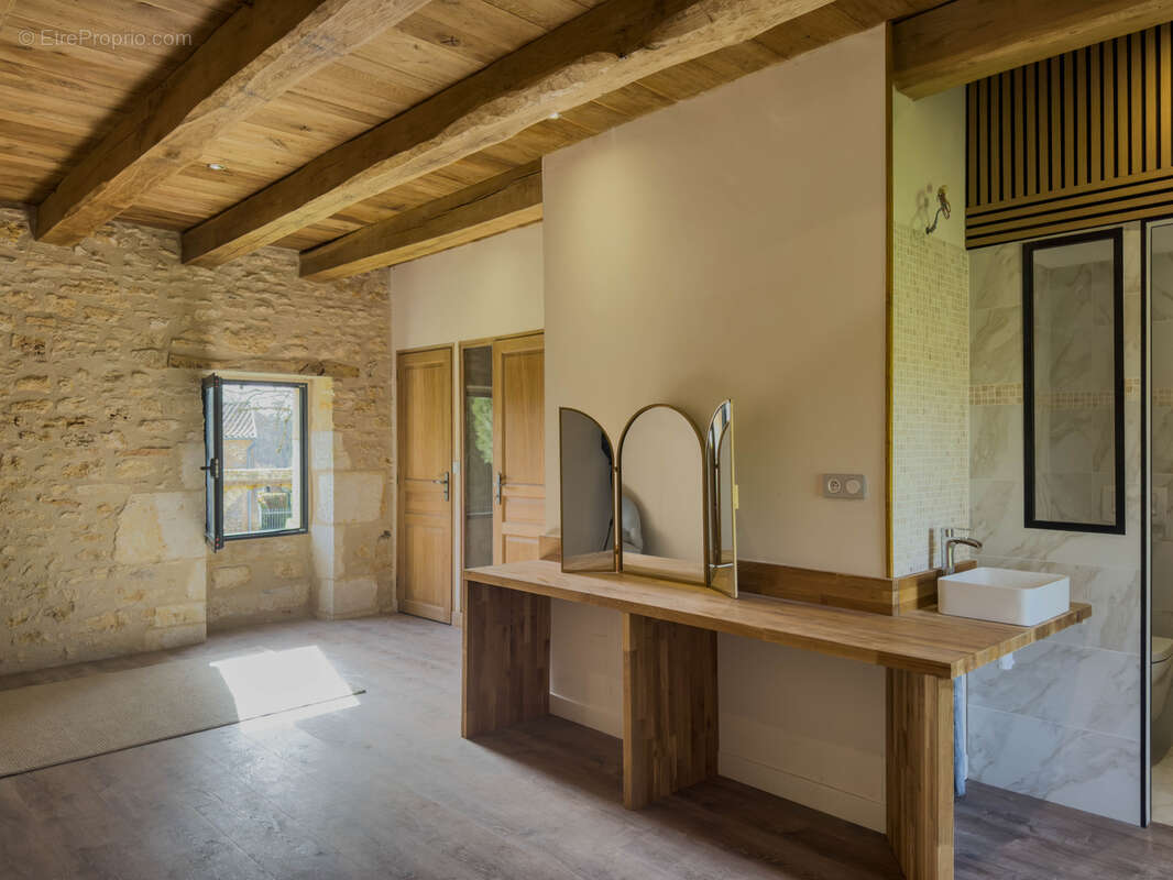 Maison à SARLIAC-SUR-L'ISLE