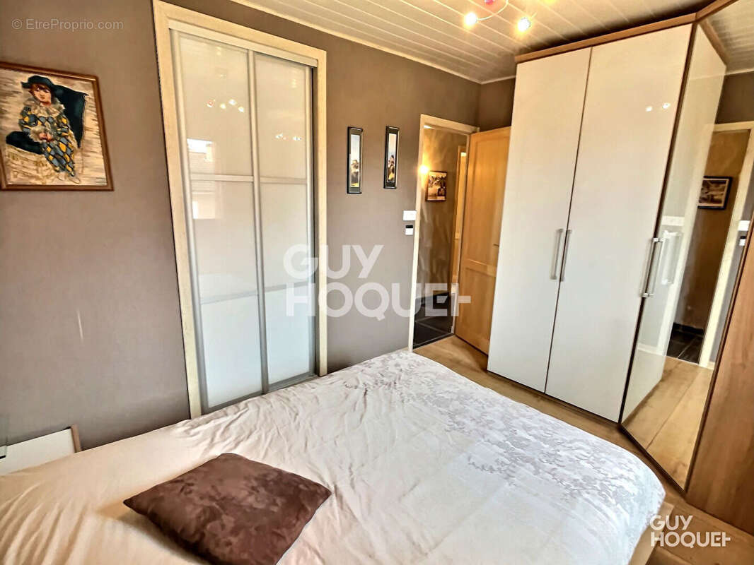 Maison à GRENAY