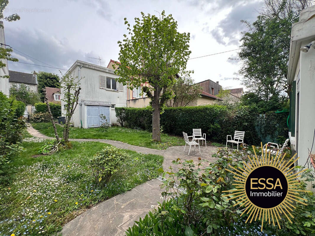 Maison 115 m² à Rocquencourt  - photo 3