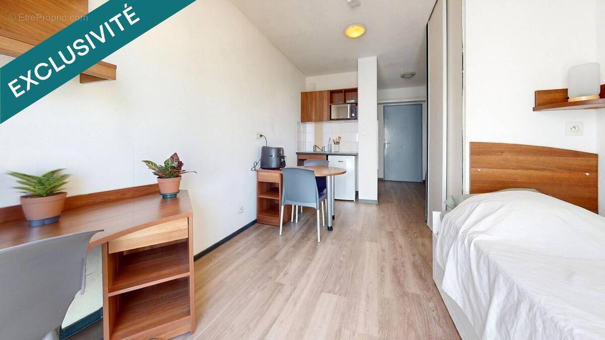 Photo 1 - Appartement à BRON