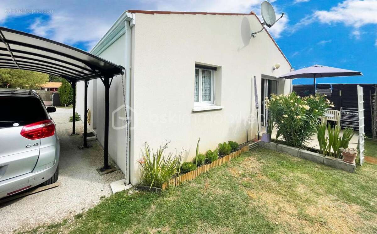 Maison à RETAUD