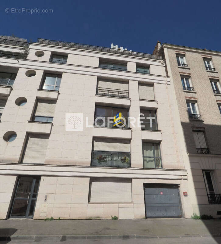 Appartement à PARIS-20E