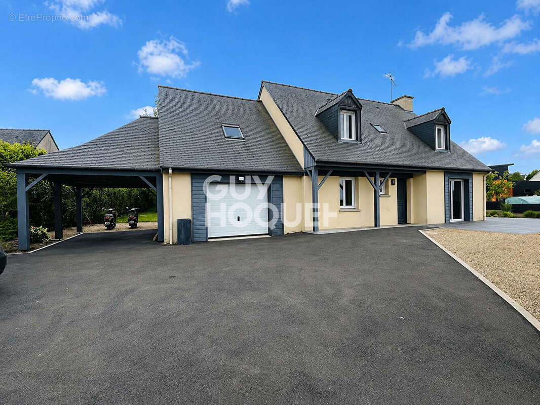 Maison à DOL-DE-BRETAGNE