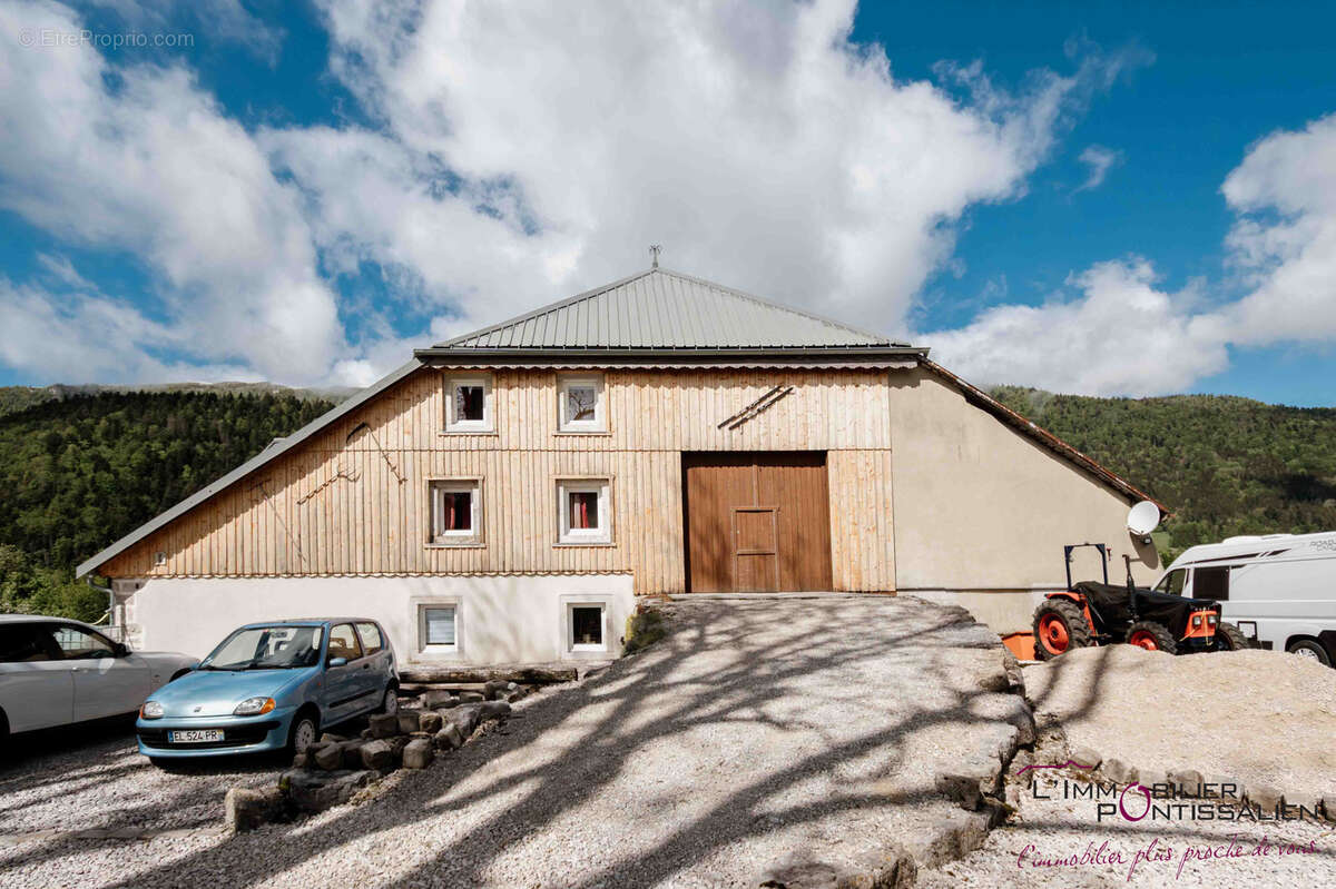 Appartement à JOUGNE
