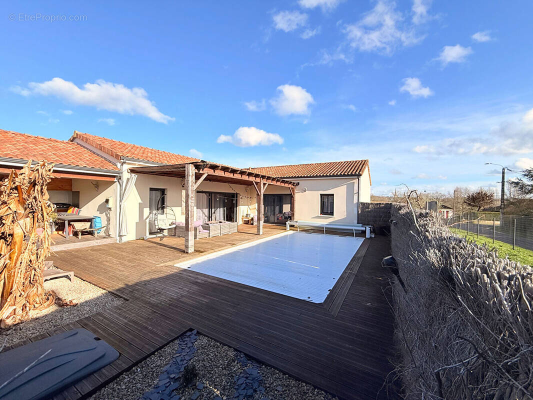 Maison à VALDIVIENNE