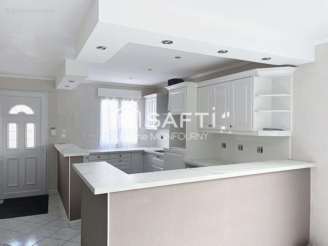 Photo 3 - Maison à SAINT-QUENTIN