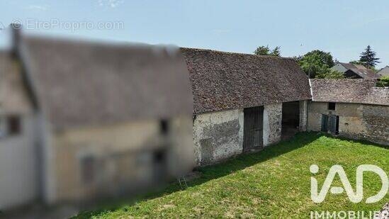 Photo 1 - Maison à SAINT-LUBIN-DE-LA-HAYE
