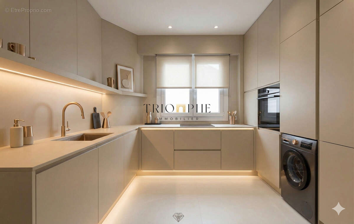 Appartement à PARIS-17E