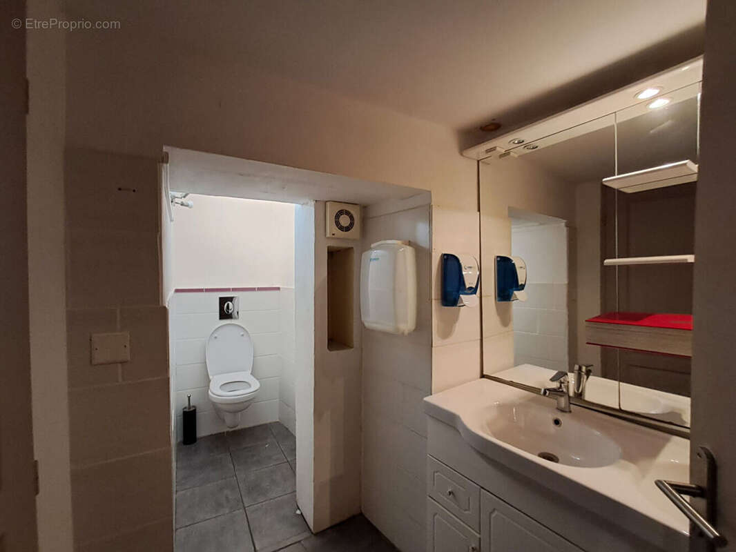 Commerce à CARCASSONNE