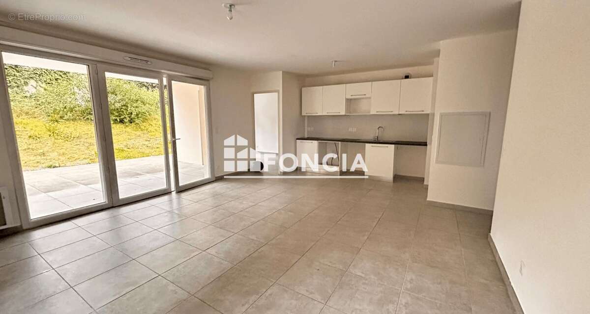 Appartement à MARSEILLE-9E