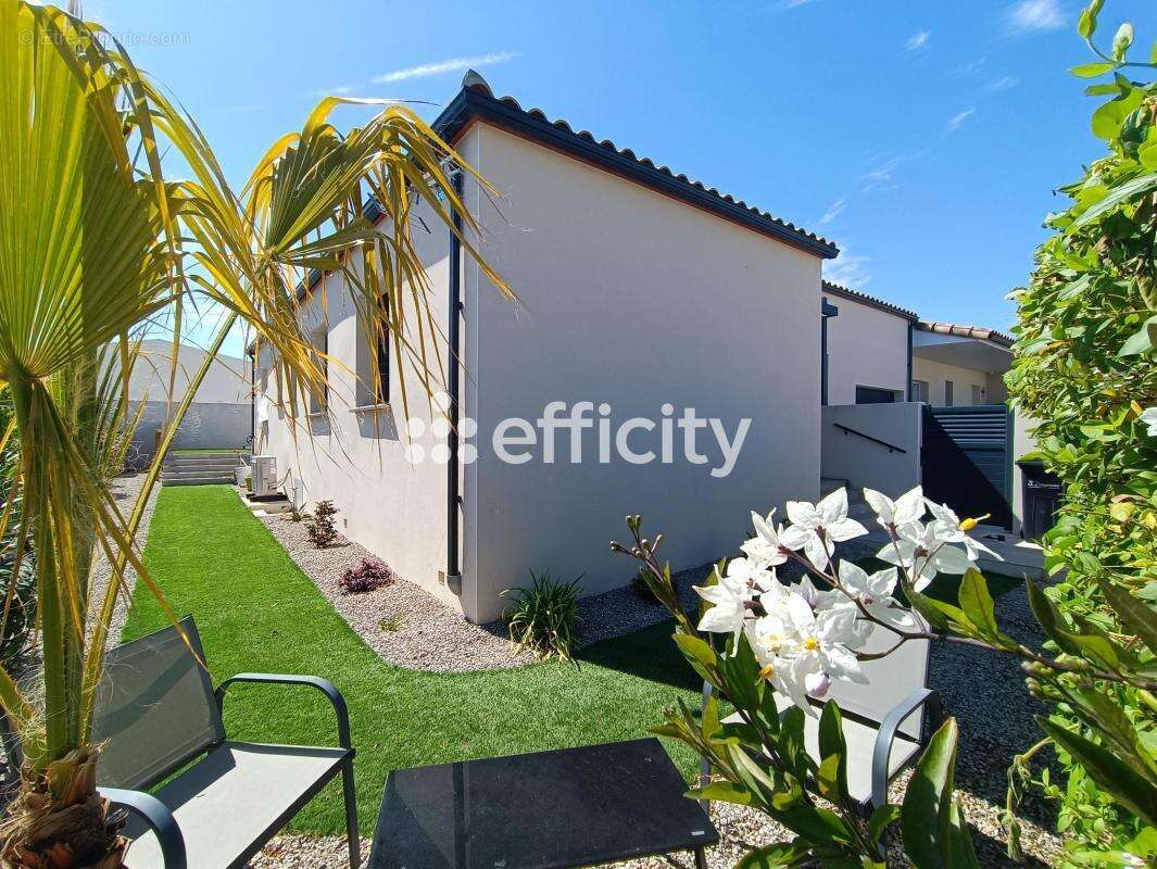 Maison à COLOMBIERS