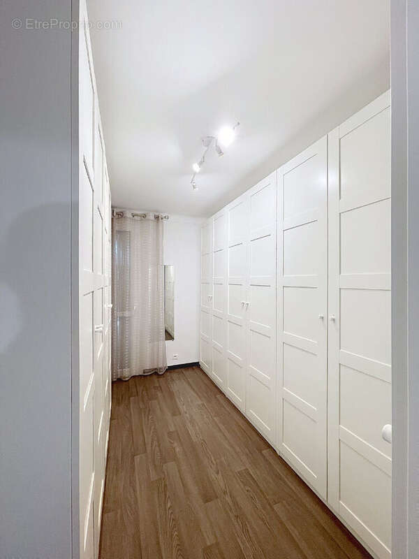 Appartement à VILLENEUVE-LES-AVIGNON