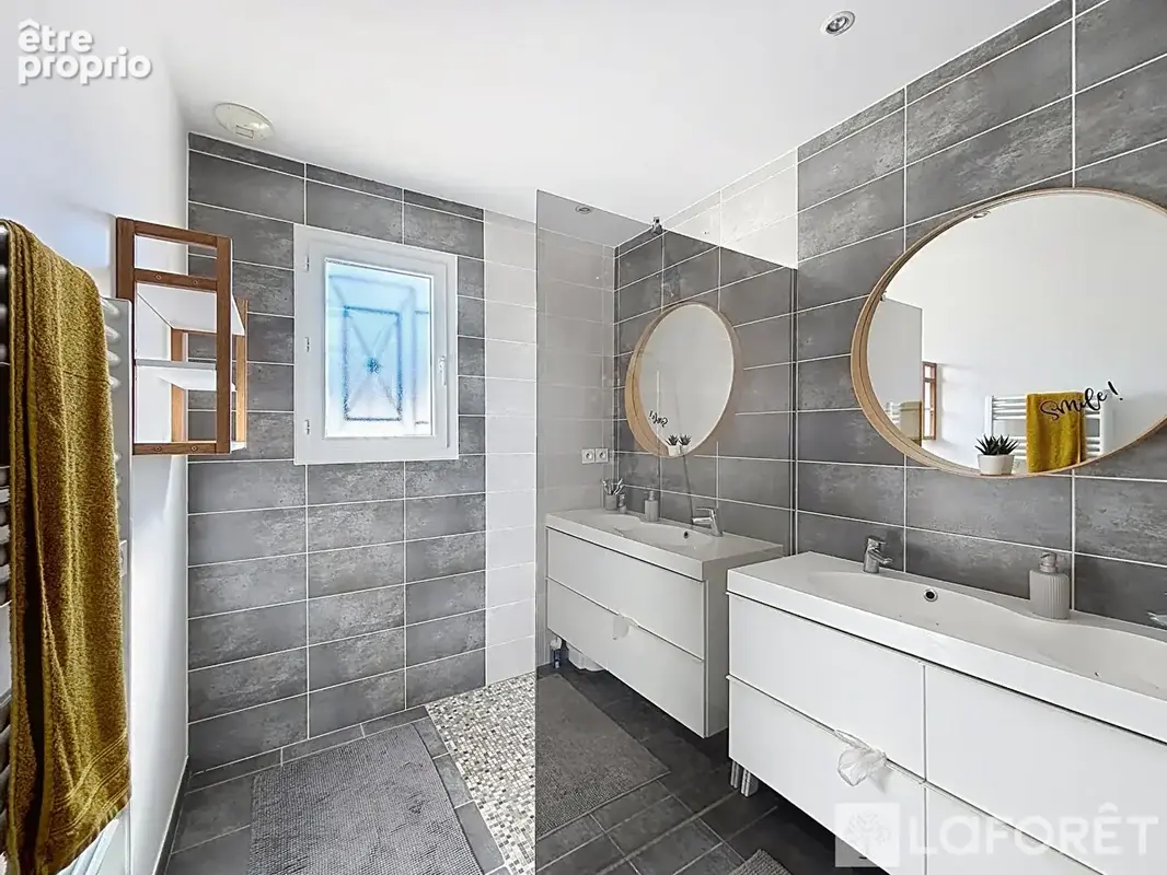 Villa 4 chambres de 126 m² sur 846 m² - Cers - photo 8