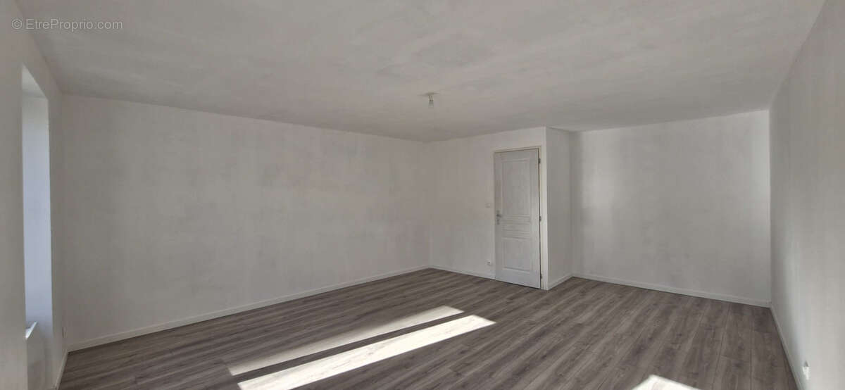 Appartement à MIRAMBEAU