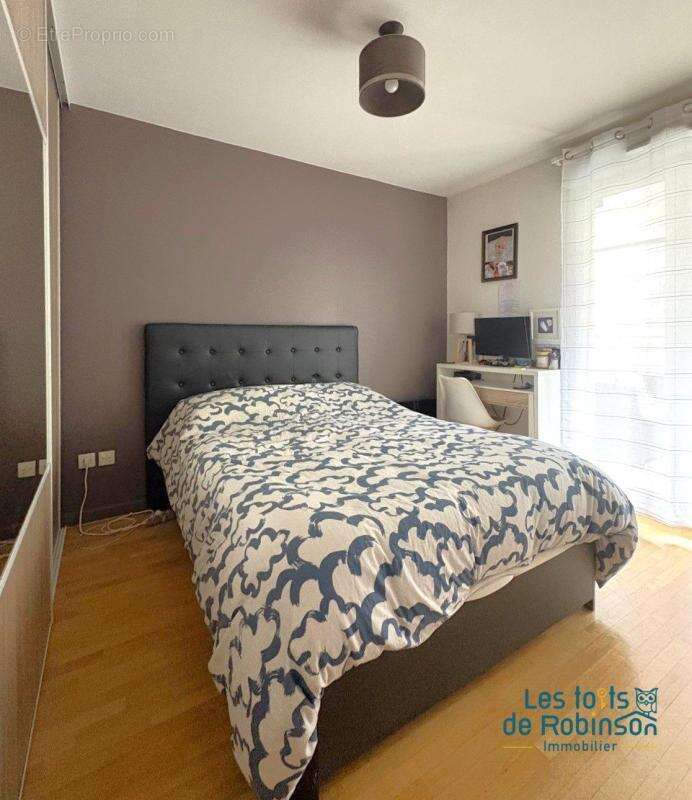 Appartement à LE PLESSIS-ROBINSON