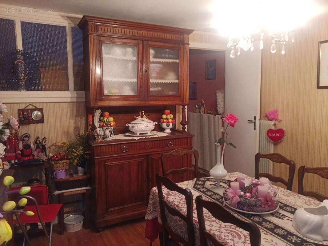 Maison à ESPALY-SAINT-MARCEL