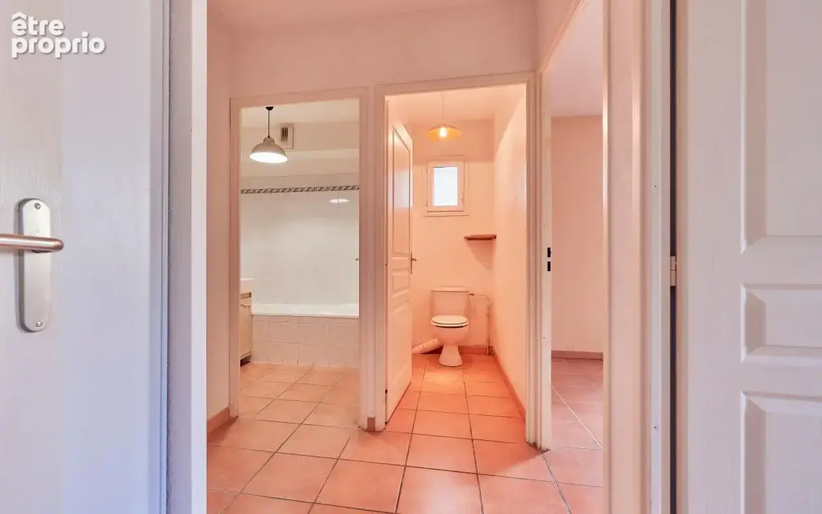 EXCLUSIVITÉ - Appartement T3 de 68 m² avec terrasse et garage - Manosque - photo 8