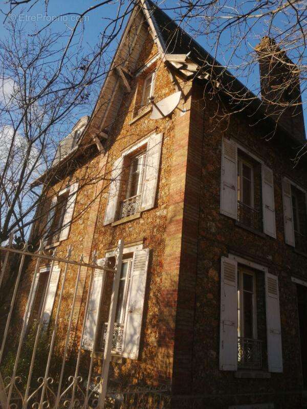 Maison à MEULAN