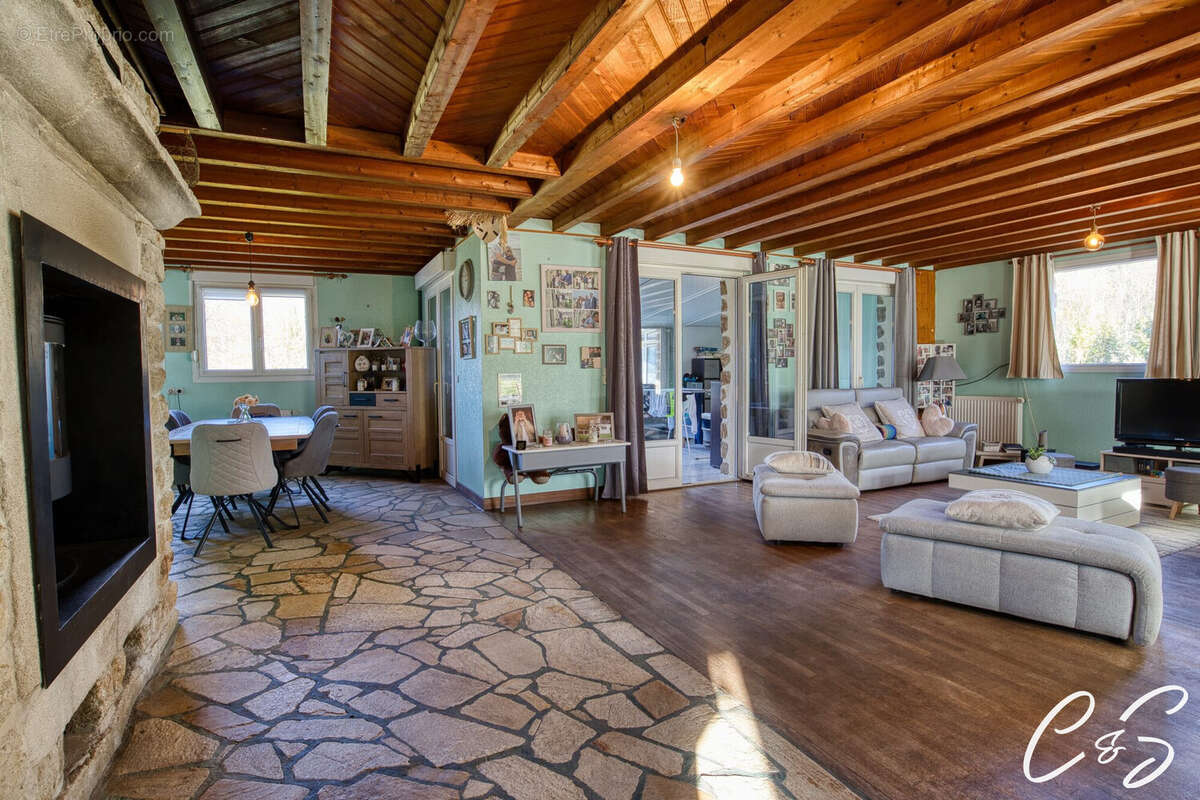 Maison à PONT-L&#039;ABBE