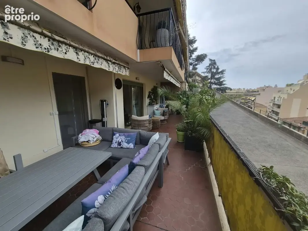 Superbe T3/4 de 69 m2 avec grande Terrasse de 36m2 Menton centre - photo 14