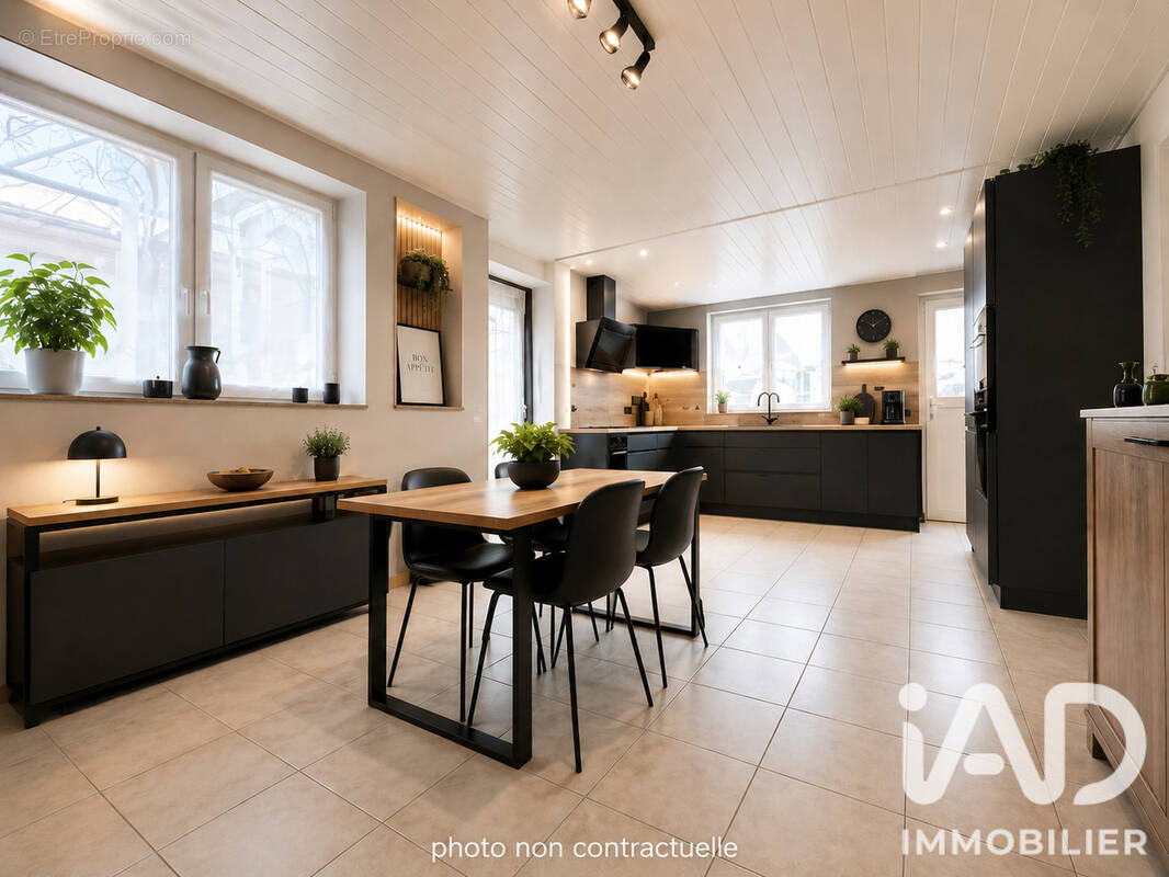 Photo 1 - Maison à SALLEN
