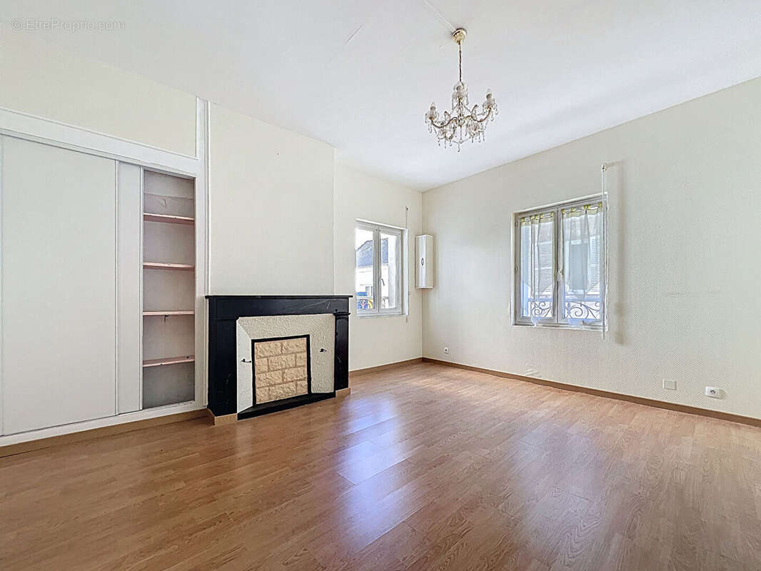 Appartement à DOUE-LA-FONTAINE