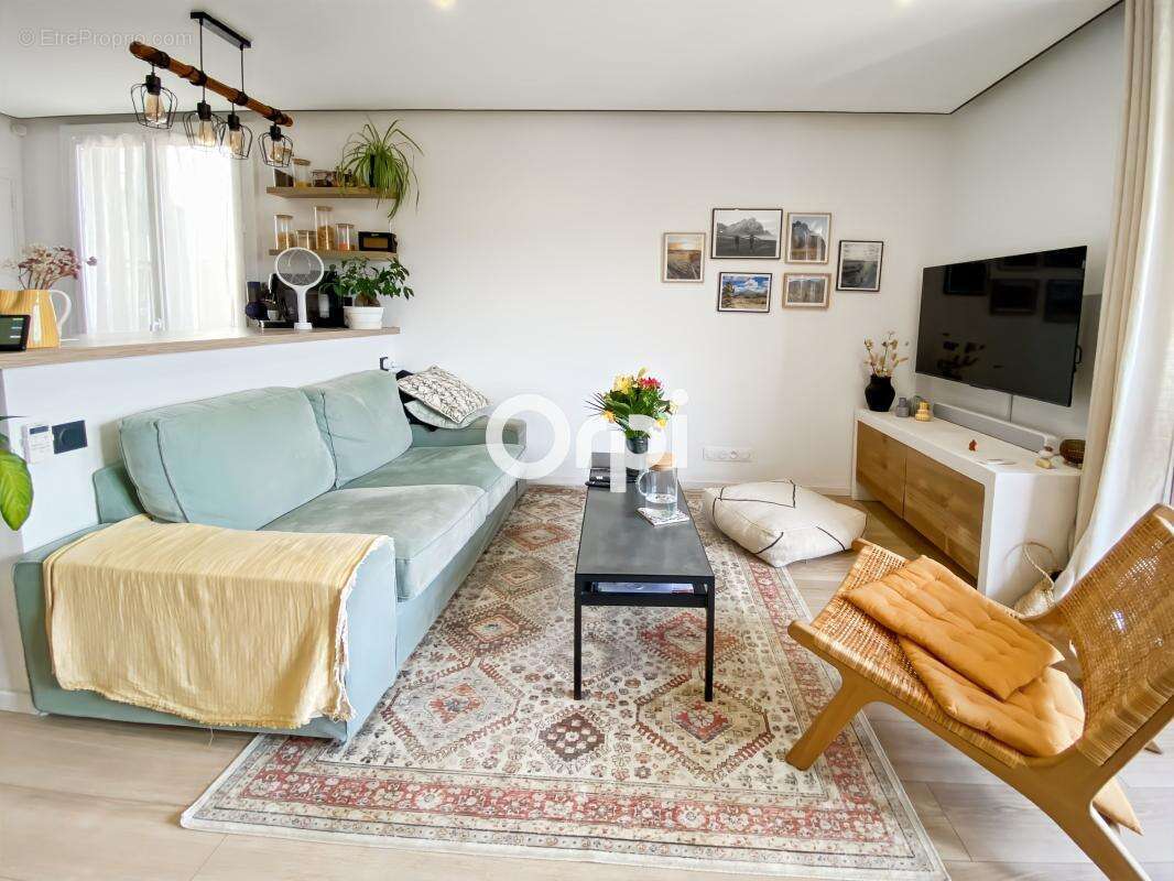 Appartement à AUBAGNE