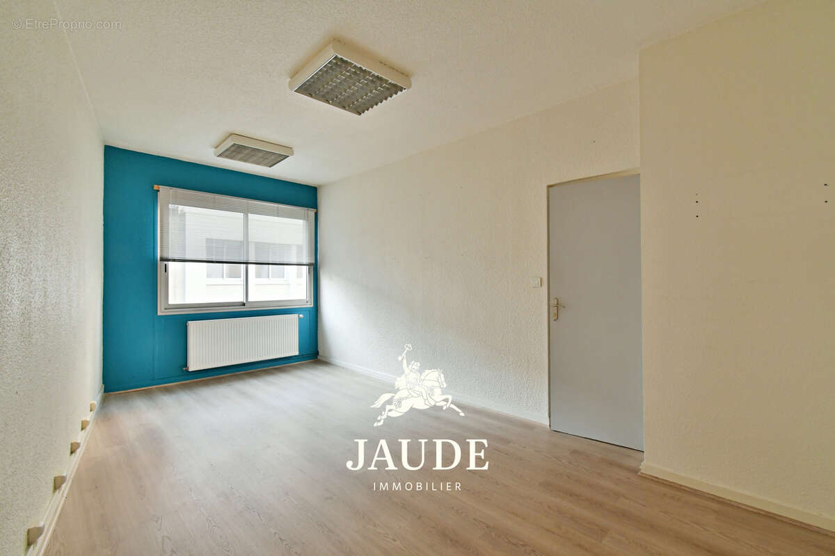 Commerce à CLERMONT-FERRAND