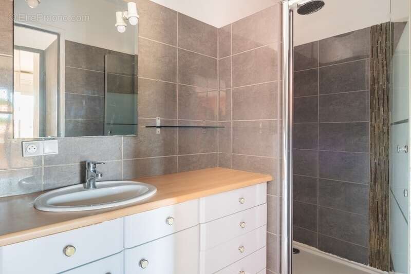 Appartement à MARSEILLE-10E
