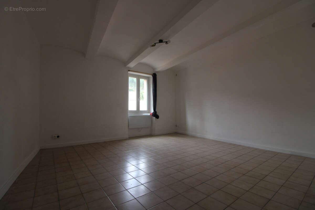Appartement à BESSEGES