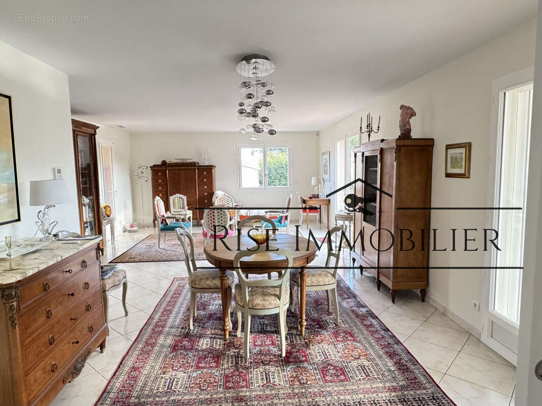 Maison à LEZIGNAN-CORBIERES