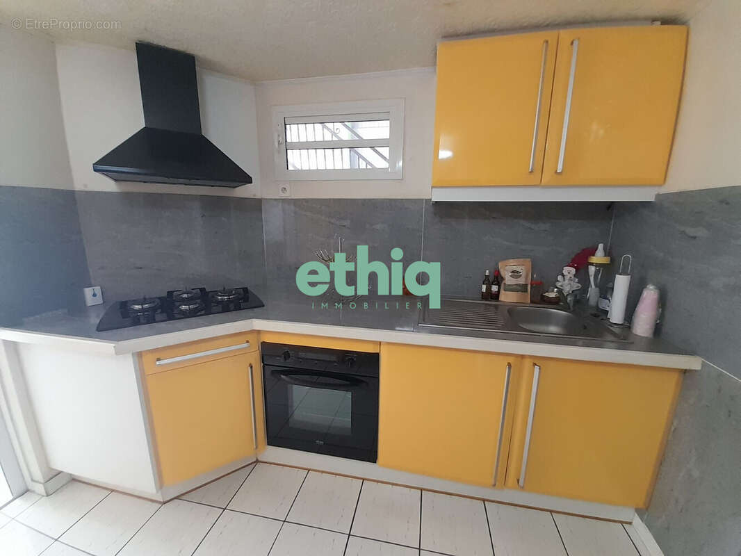 Maison à CAPESTERRE-BELLE-EAU