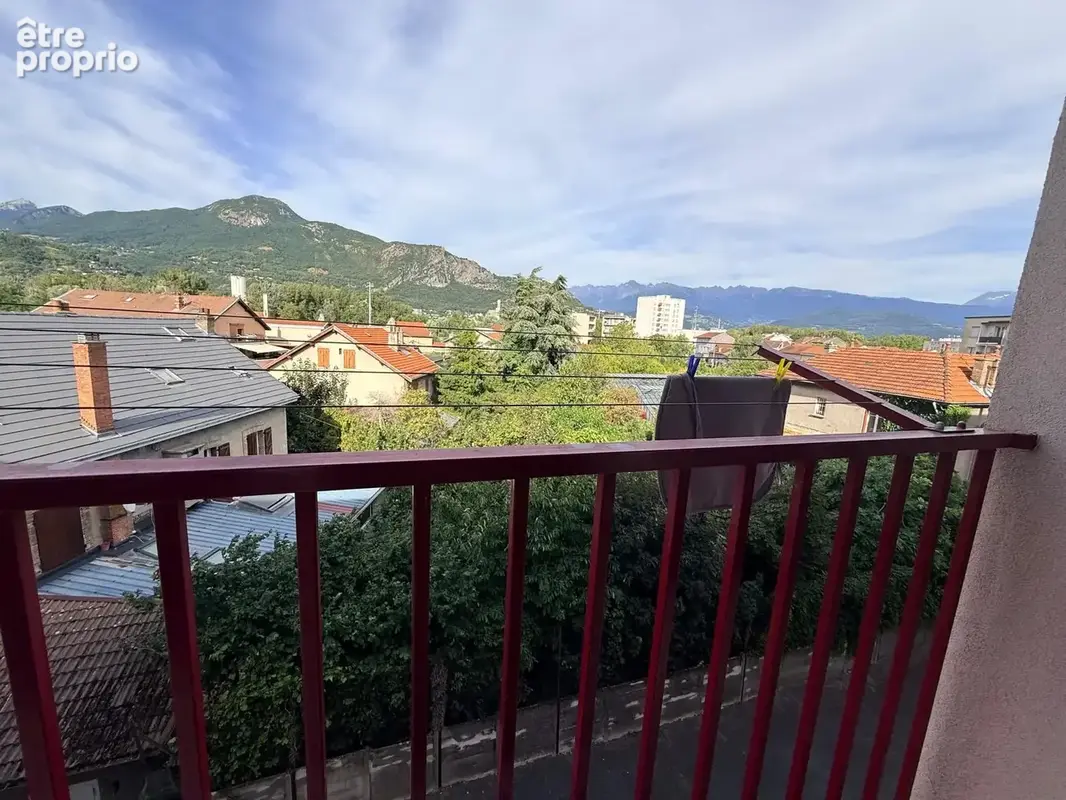 HIDRI IMMO PLUS vous propose en exclusivité un appartement 3 pièces loué avec balcon et cave à Fontaine - photo 7