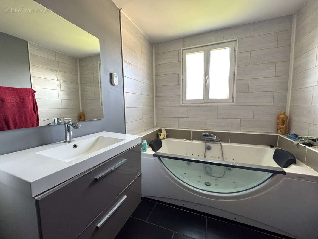 Maison à NOGENT-LE-ROI