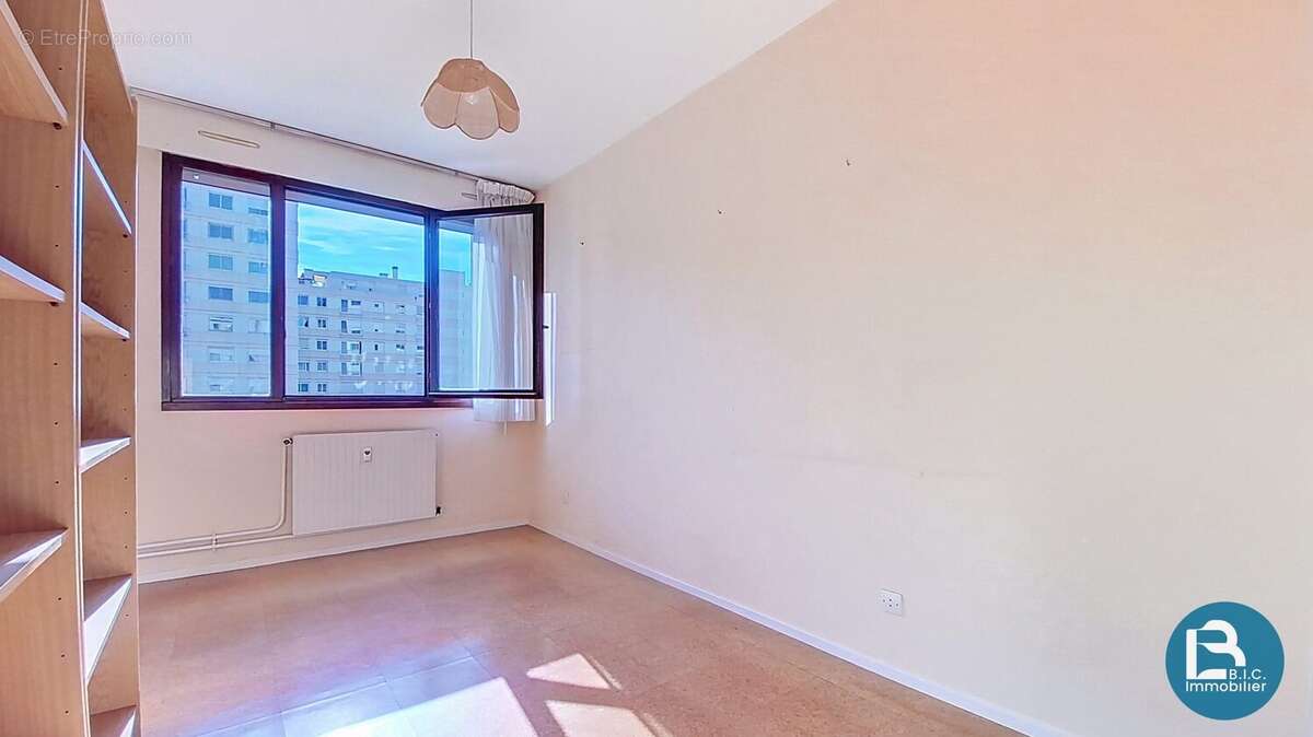 Appartement à LYON-7E
