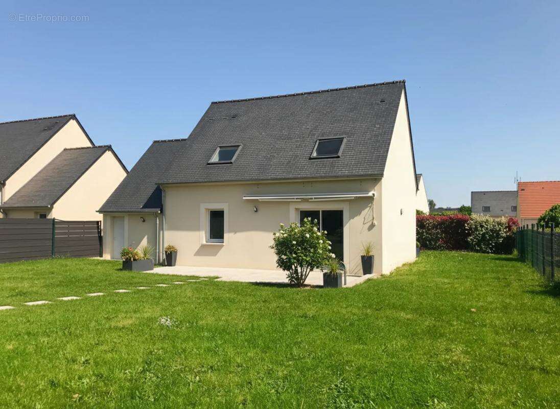 Maison à SAINT-LUBIN-DES-JONCHERETS