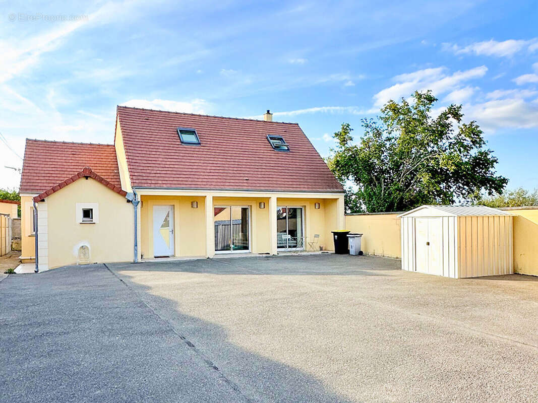 Maison à POISVILLIERS