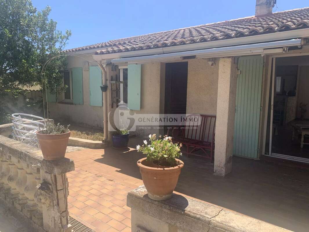 Maison de 4 chambres avec jardin à Arles - photo 10