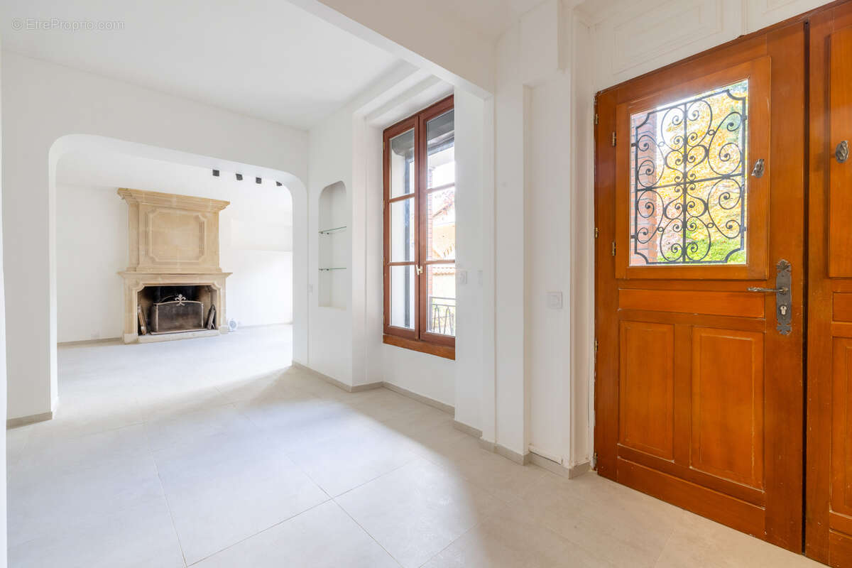 Maison à SAINT-MAUR-DES-FOSSES