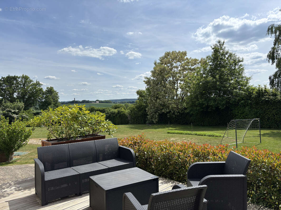 Maison à LE PIN-LA-GARENNE