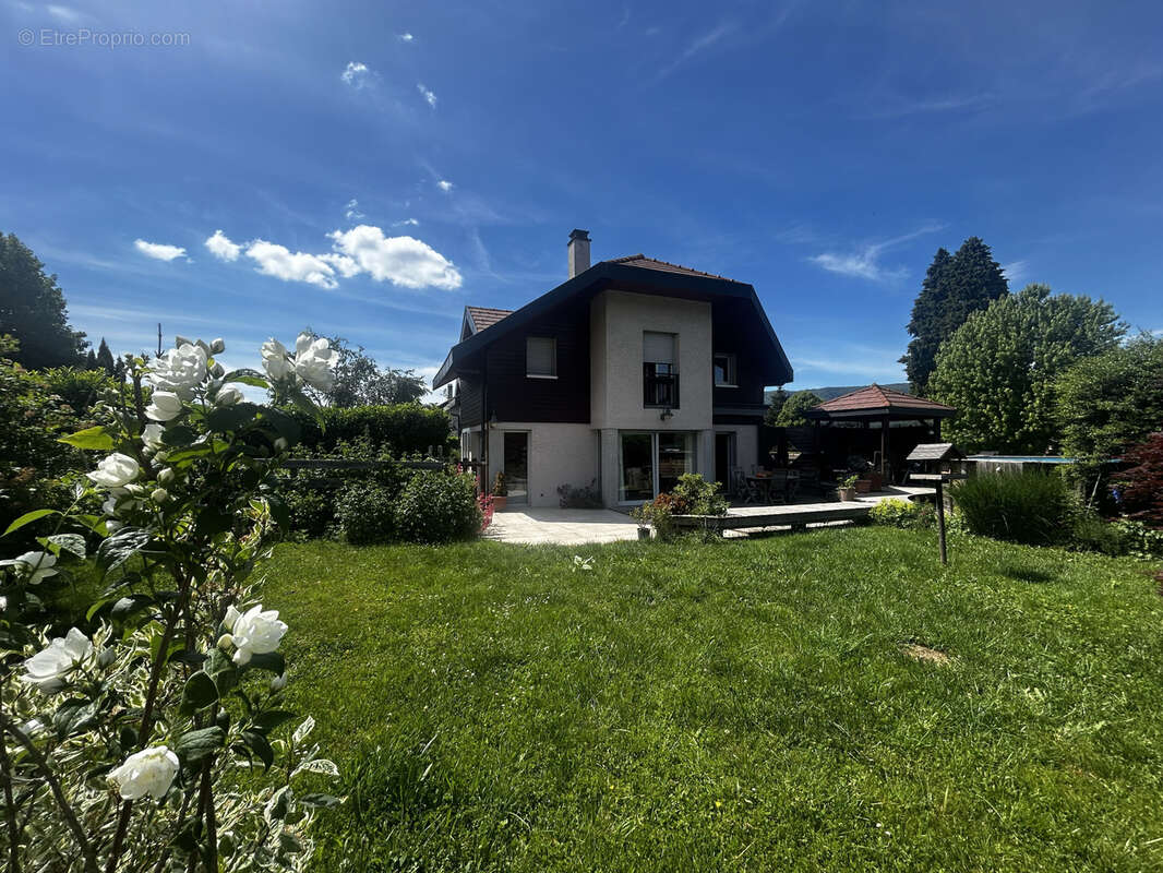 Maison à MENTHONNEX-EN-BORNES
