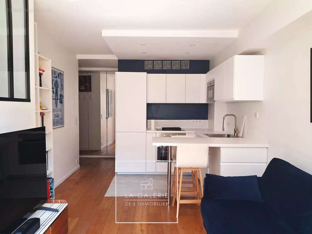 Appartement à PARIS-15E