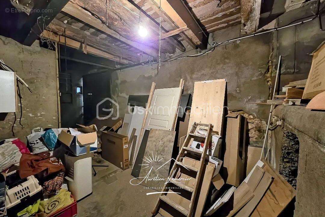 Maison à ESPONDEILHAN