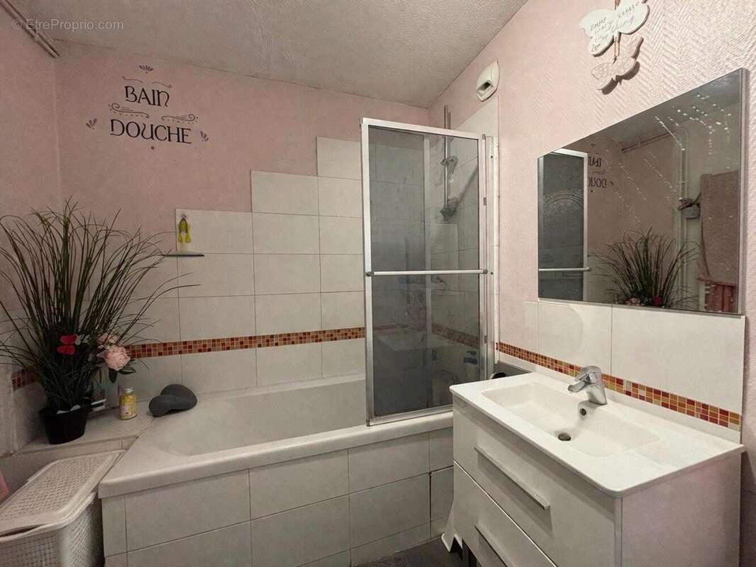 Photo 3 - Appartement à VILLENEUVE-D'ASCQ