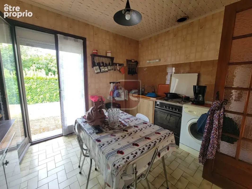 Cazilhac   Maison de plain-pied avec double garage et atelier sur près de 900 m2 de terrain - photo 8