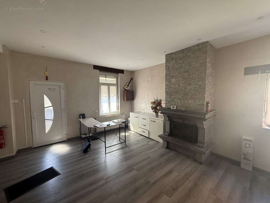 Maison 81 m² à Feignies  - photo 3